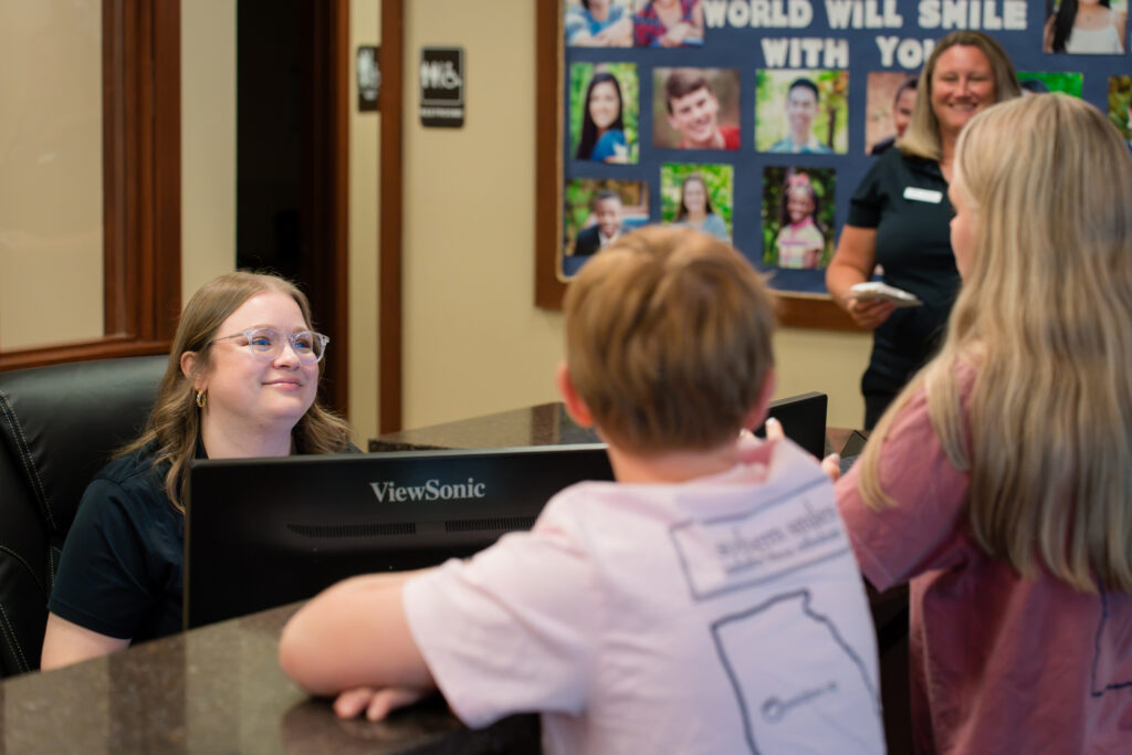 What to Expect: Digital Scans vs. Old-School Impressions