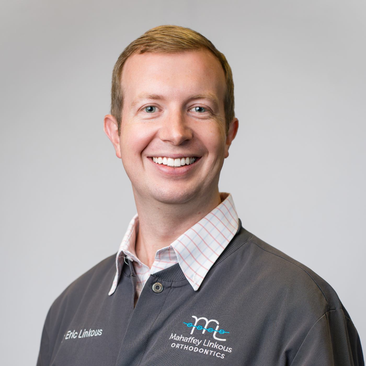 Dr. Linkous headshot