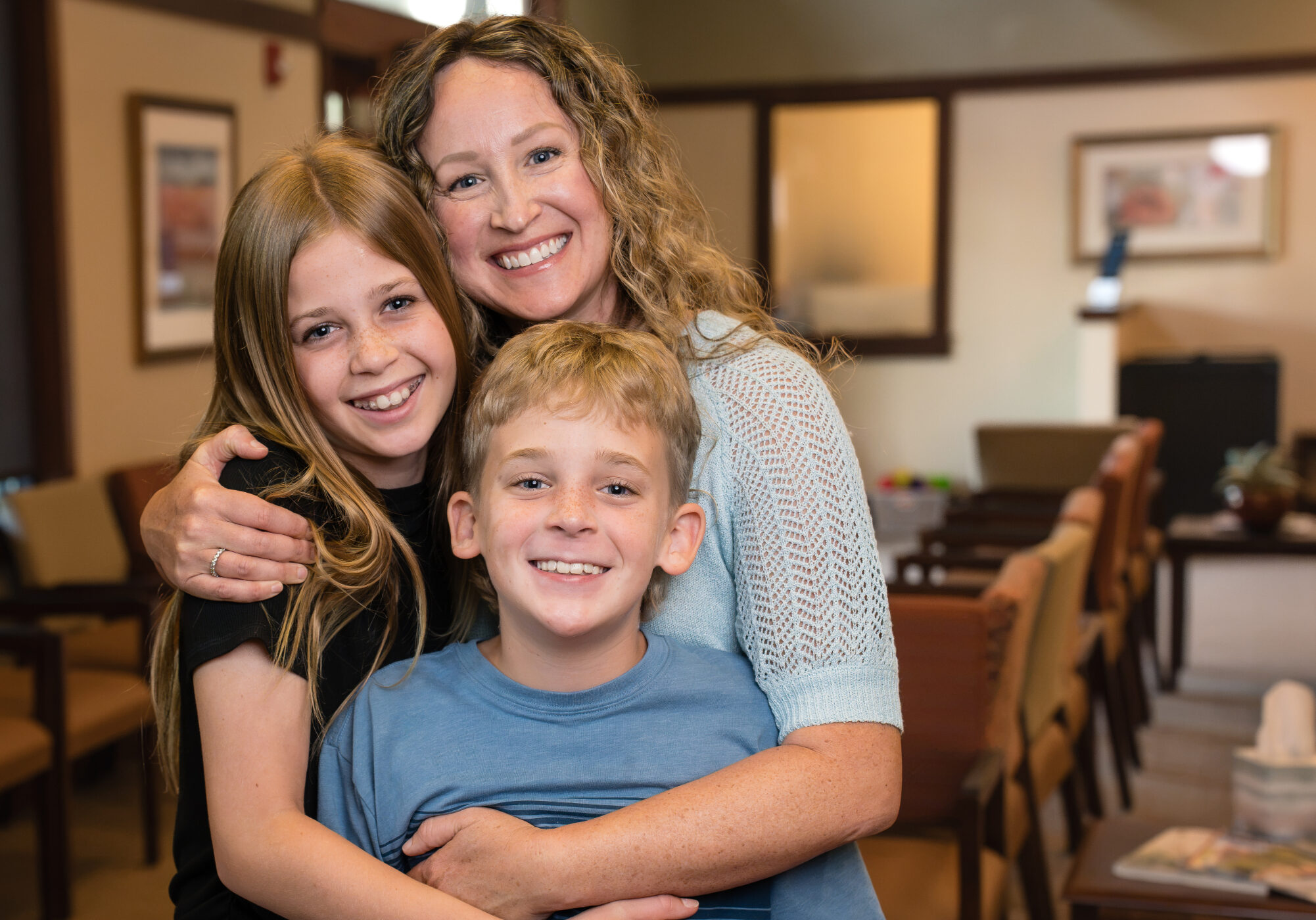 teen-patient_family_clear-aligners